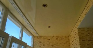 Натяжной потолок на балкон Гатчина, цена 6292 руб.